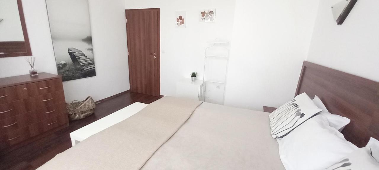 Apartment In Infinity Aparthotel Банско Экстерьер фото