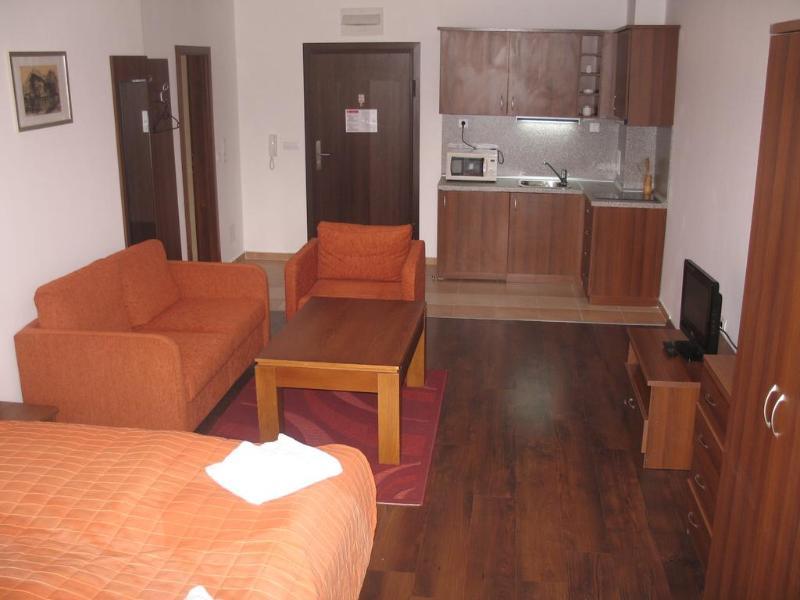 Apartment In Infinity Aparthotel Банско Экстерьер фото